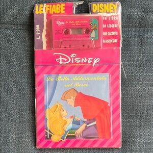 Disney La Bella Addormentata Cassette and Book Set - Pink and Red